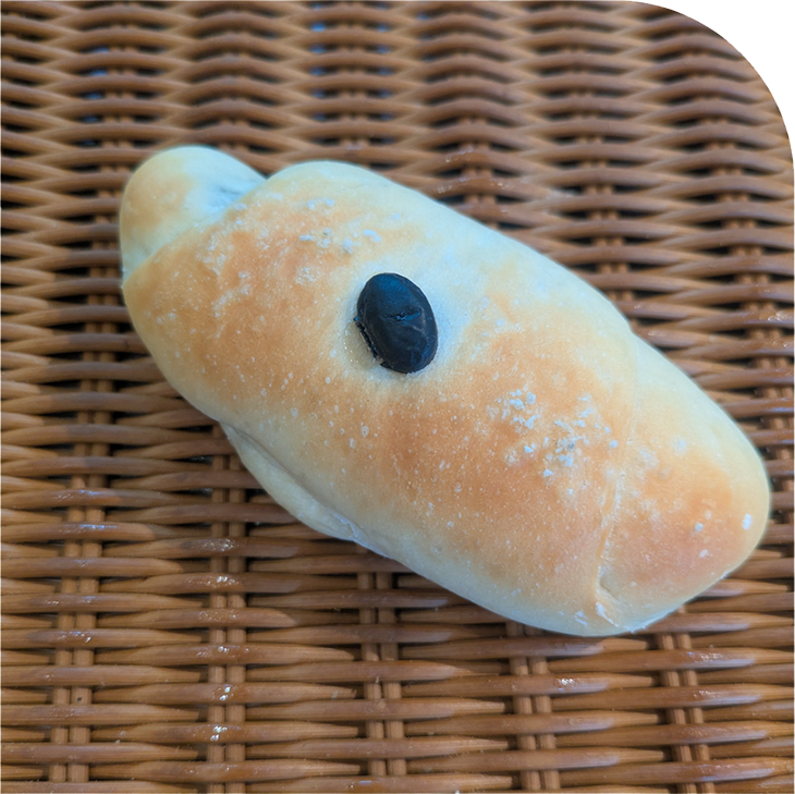 黒豆塩バターロール